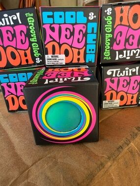 *VIRAL RARE* MINI Groovy NeeDoh blue round ball Squish!!!